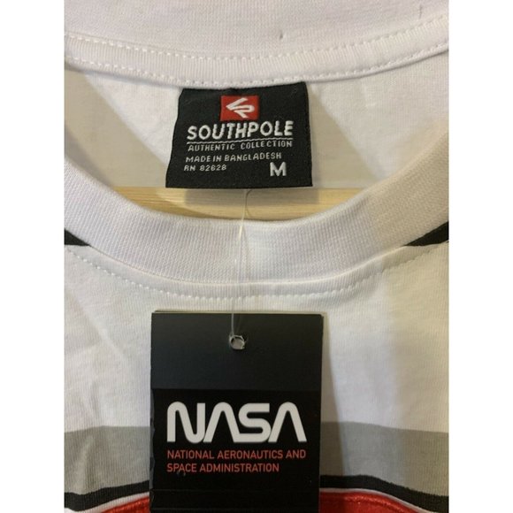 New Southpole Men's Sz M "NASA" Embroidered Logo T-Shirt‎ white black red NWT - Picture 2 of 7